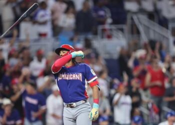 DOMINICANA avanza a cuartos de final, supera 10-1 a Israel y Tatis Jr. da Grand Slam
