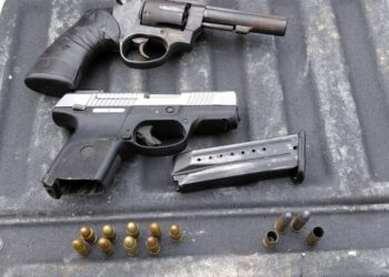 POLICÍA informa que ultimó a «dos reconocidos delincuentes» en sector de Bajos de Haina