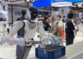 LA TECNOLOGÍA NOS REEMPLAZA! Manos a la obra: los robots chinos pasan del espectáculo al trabajo