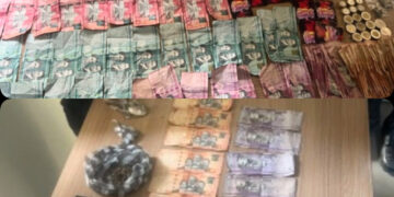 *POLICIA apresa a dos personas con más de 180 gramos de sustancias narcóticas, dinero en efectivo y una balanza en Vicente Noble, Barahona.*