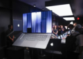 APPLE presenta MacBook Pro con pantalla táctil y el chip más potente jamás creado por la marca